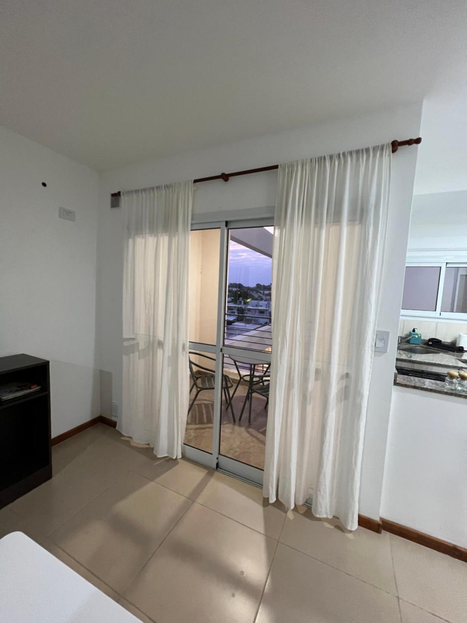 Apartment A Metros De La Costanera Y El *